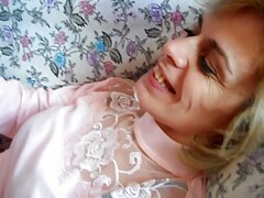 La sexy Jynx Maze se fait sodomiser dans belle maman mature la rue