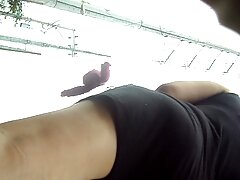 Tia et mere et son fils porno Holly sont très heureux