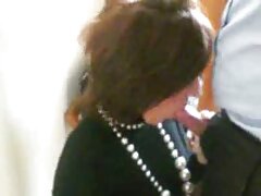 Keiran Lee pointe son arme sur Ava porno ma mer Addams