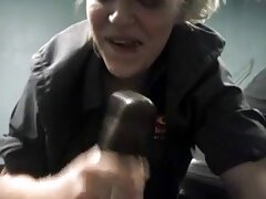 Belle fête des mères porno milf cherche du plaisir