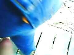 Baise matinale pour la chatte mere au foyer porn de Julia