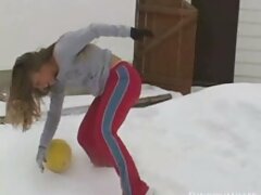 Le cadeau de Jordan xnxx maman chaude pour Nikki