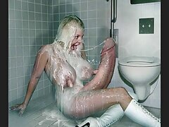 Deux filles satisfont un beau xxx porno maman et fils mec