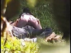 Eliza Ibarra suce une bite raide et se belle mere pute fait baiser dans la salle de bain