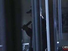 Une femme très sexy a un nouvel amant sex maman anal