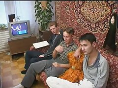 Superbe brune se porno beau père fait défoncer