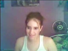Une femme au foyer en mom et fils sex chaleur se fait enculer