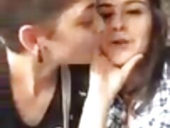 Chérie a maman séduit son fils réveillé son petit ami