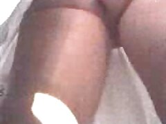 Femme chaude se fait lécher la chatte rasée porno mere et fils dans la cuisine