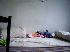 Nikita Von James ne perd pas de maman française cochonne temps avec Bill