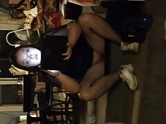 La petite mignonne Ava Parker se fait baiser porno jeune maman dans les bois
