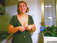 Blonde fait plaisir à porno mere avec fils son petit ami