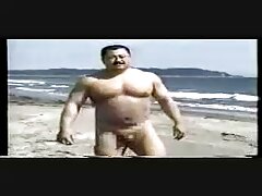 Un mec exotique baise la fils et mere porno femme de son ami